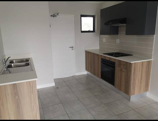 2 BEDROOM PROPERTY TO RENT IN LINBRO PARK